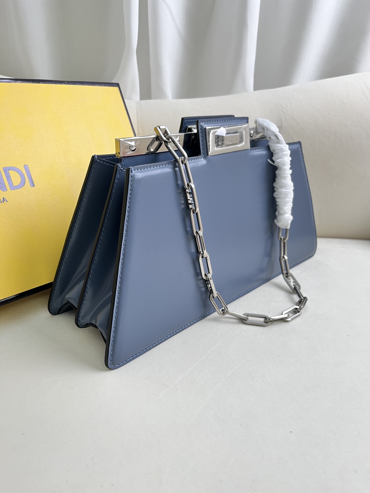 handbags FENDI 1011 size:34*18.5*11cm - vstockx