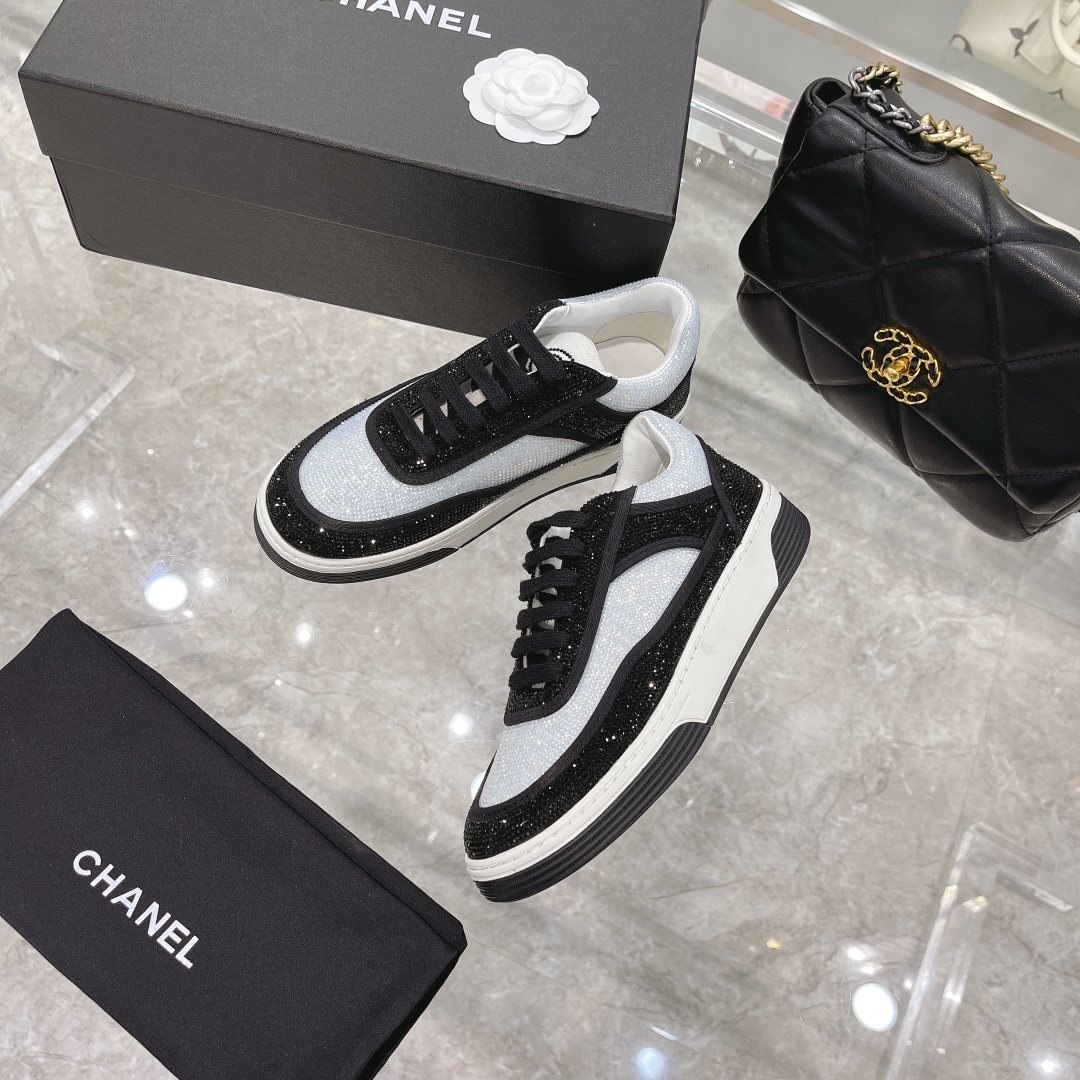 Chanel Low Top Sneaker 49 - vstockx
