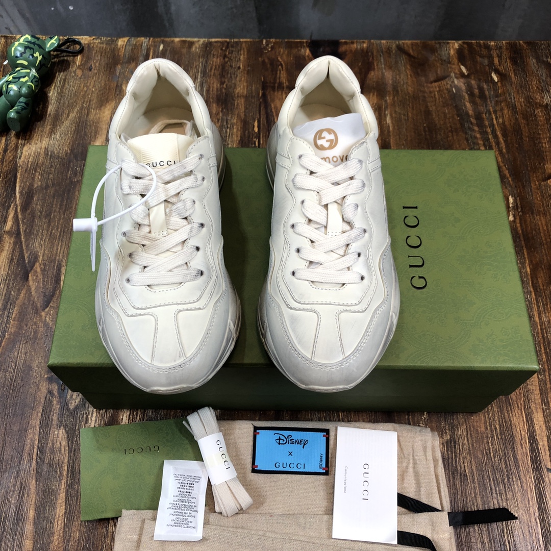 Gucci Rhyton sneaker 34 - vstockx