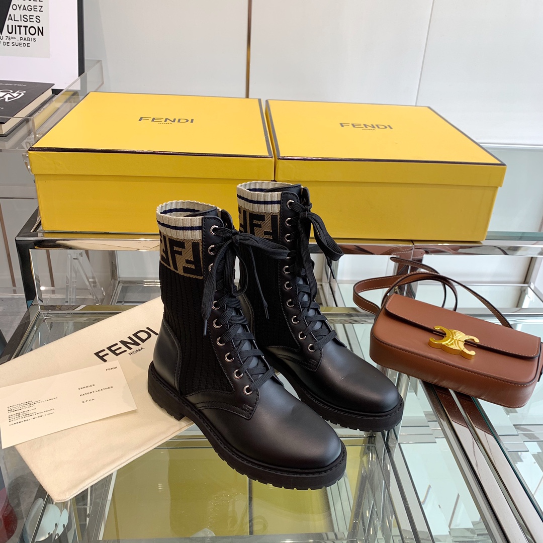 Fendi Boots 15 - vstockx