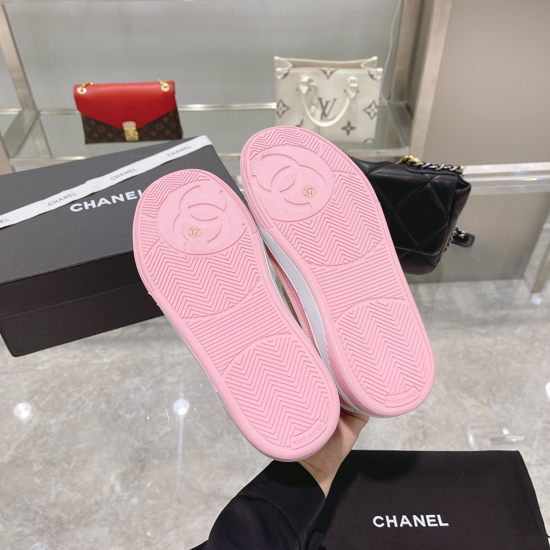 Chanel Low Top Sneaker 50 - vstockx
