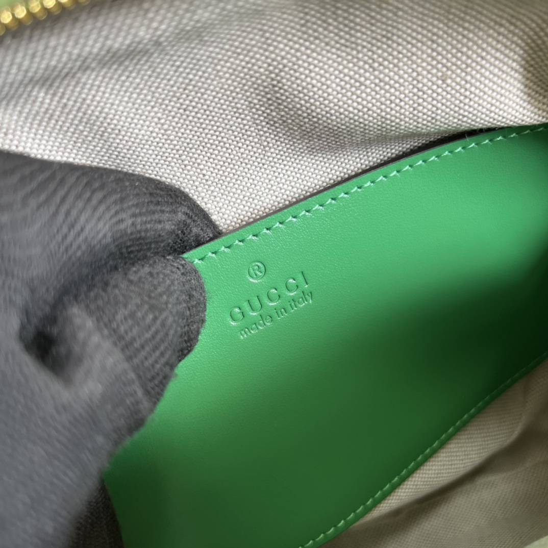 Handbag Gucci 702229 size 23.5*19*8 cm - vstockx