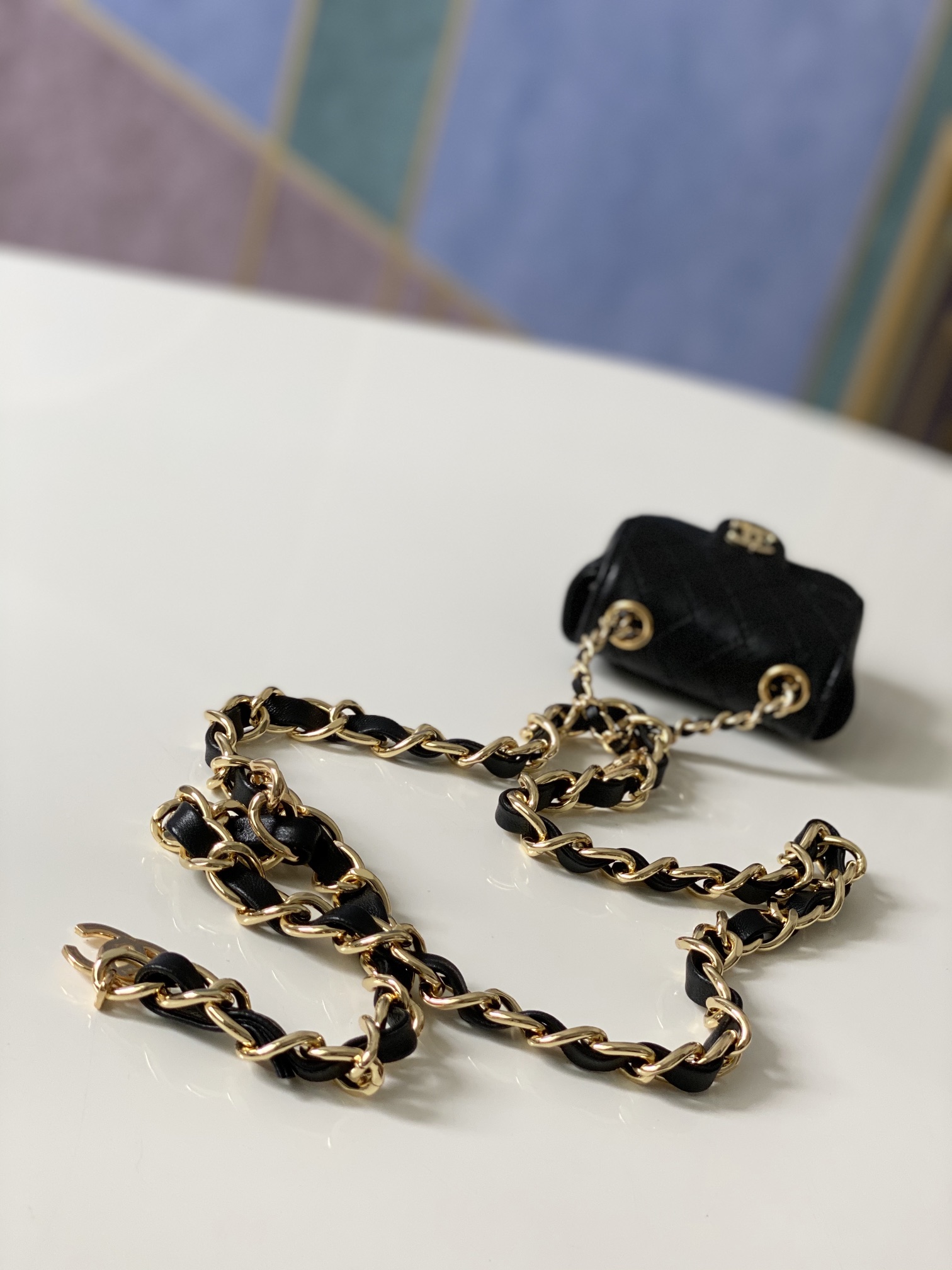 Handbag Chanel 2080 size 9.8.3 cm - vstockx