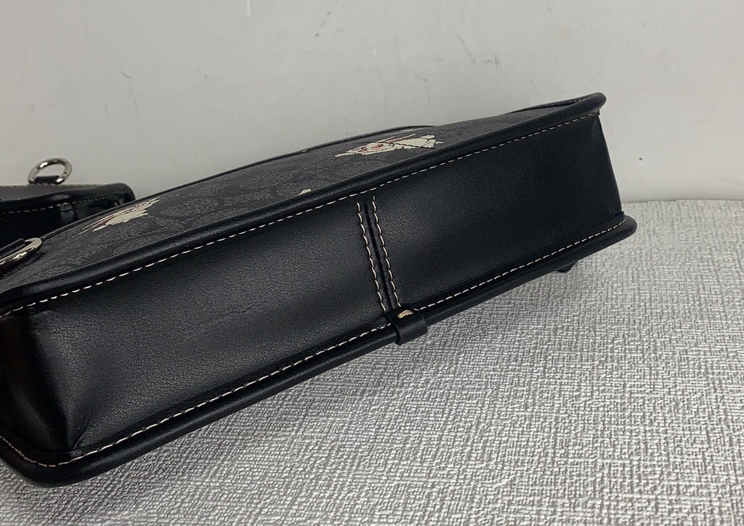 Handbags Coach CG300 size:24.5*16*5 - vstockx