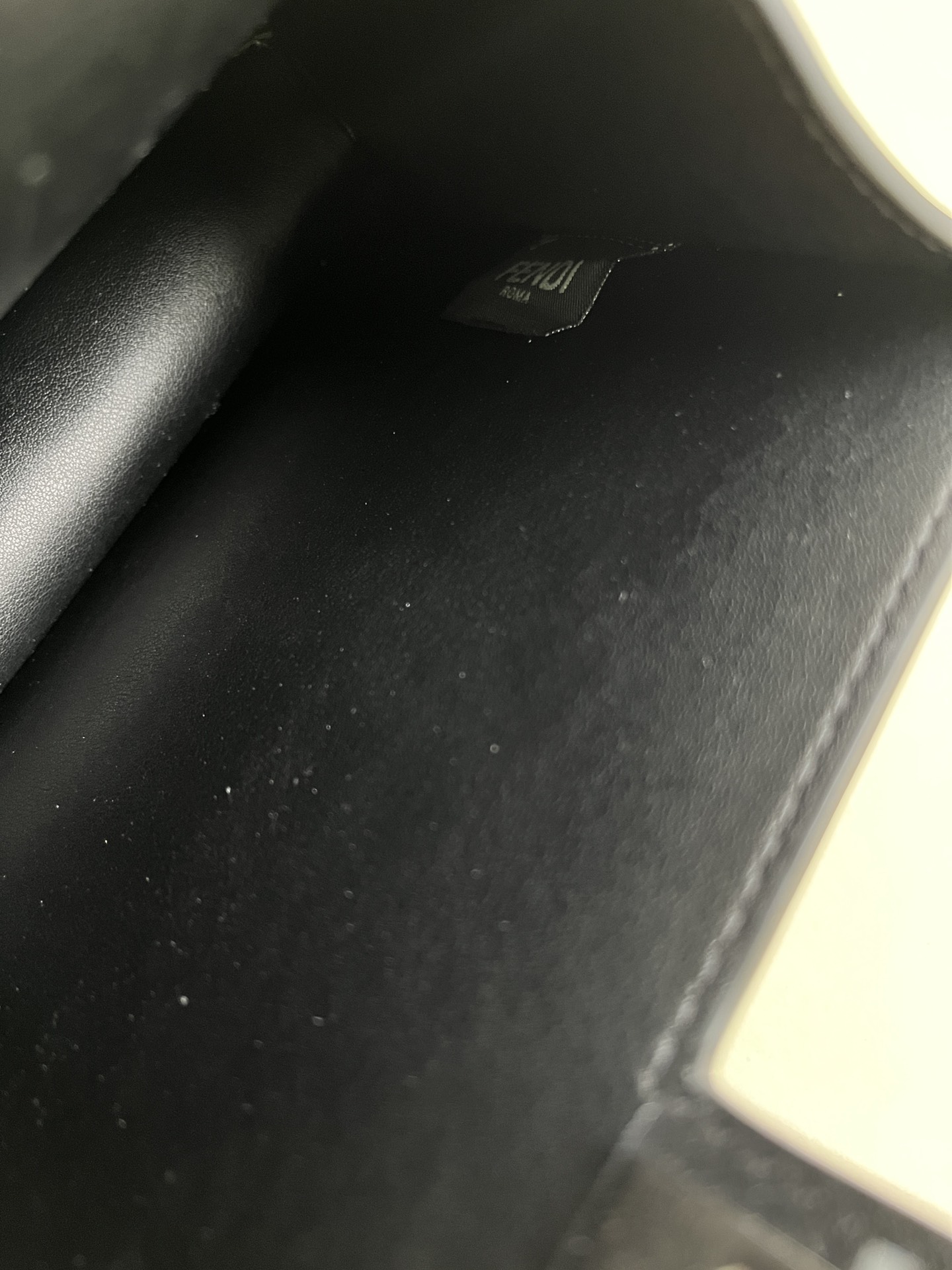 handbags FENDI 1011 size:34*18.5*11cm - vstockx