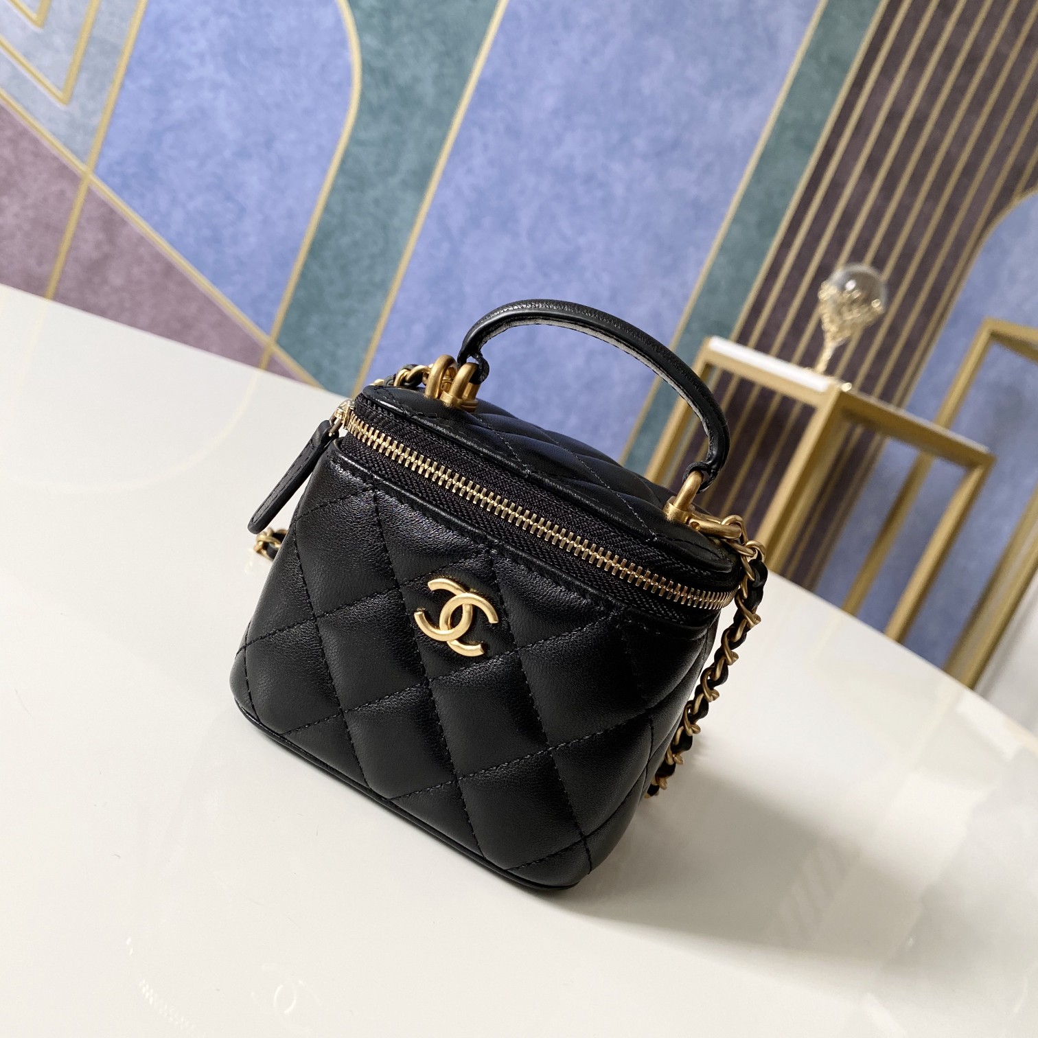 Handbag Chanel 81113 size 10 7 9 cm - vstockx