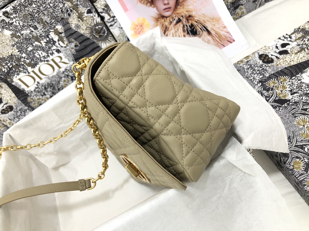 Handbag Dior M9242 size 25.5 x 15.5 x 8 cm - vstockx