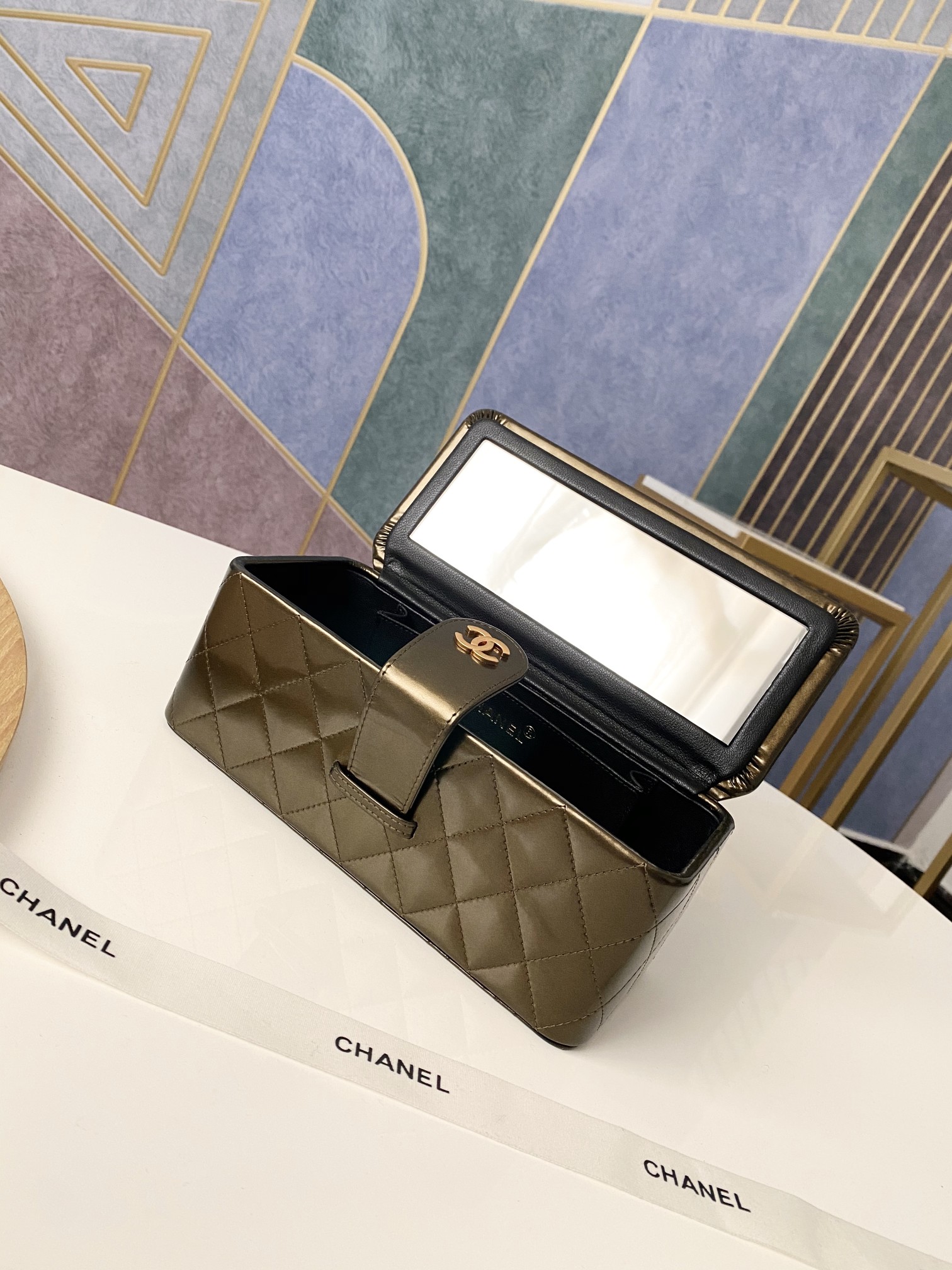 Handbag chanel 01919 size 22 10 8.5 cm - vstockx