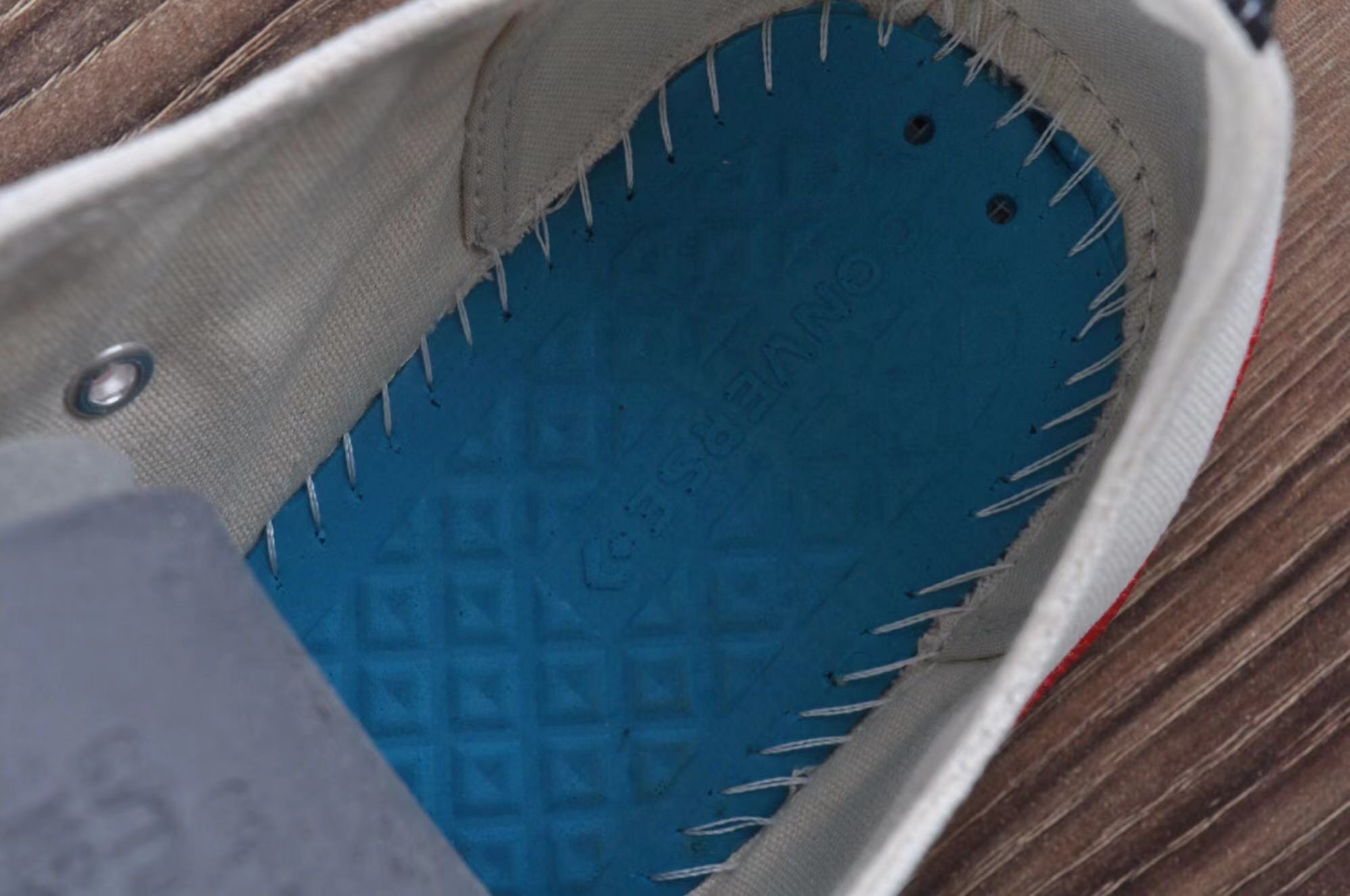 Converse Chuck Taylor All-Star 70 Ox Comme des Garcons PLAY Egret Red Midsole - vstockx