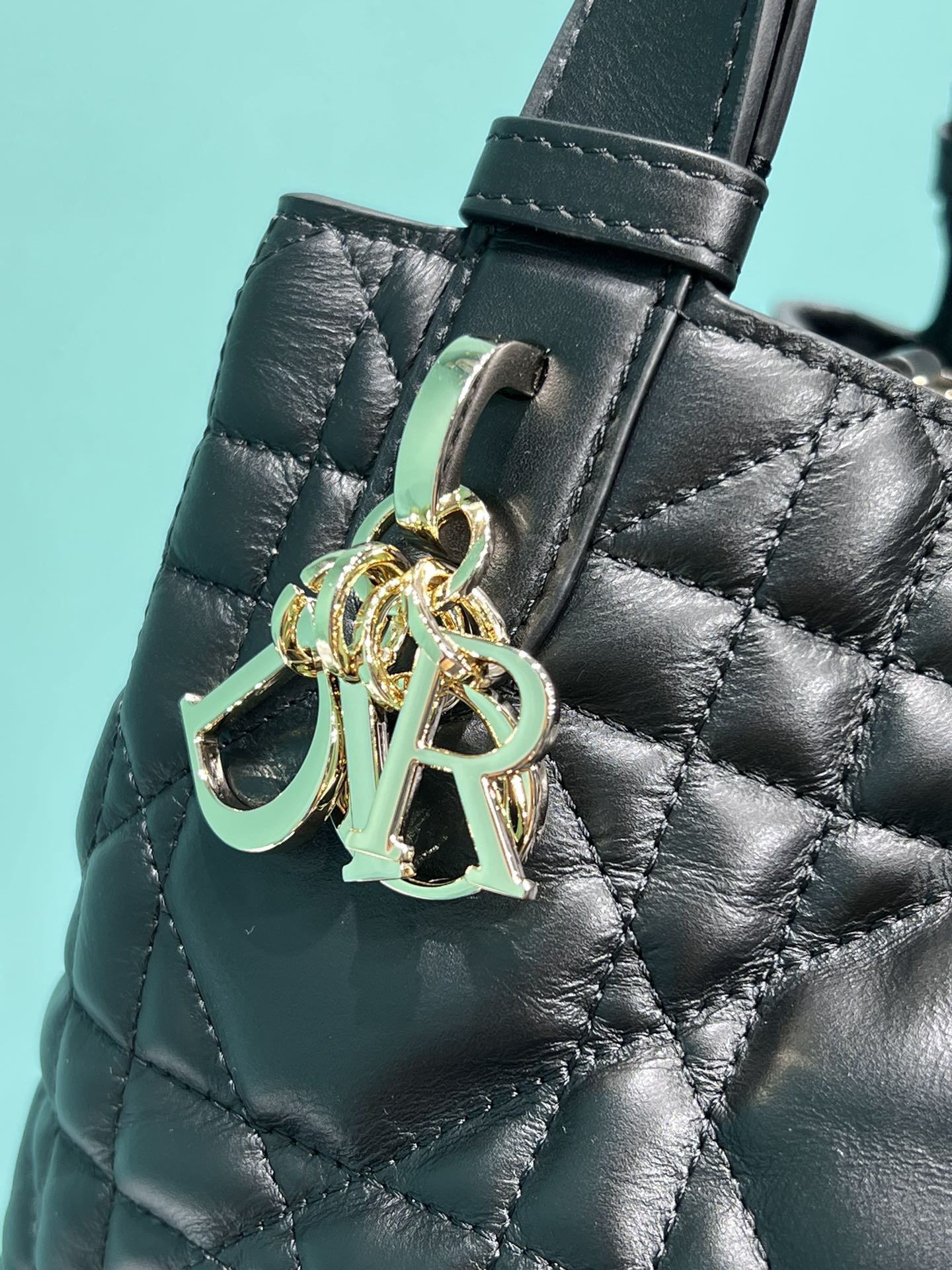 Handbags Dior Toujours size  23*15*15 cm - vstockx