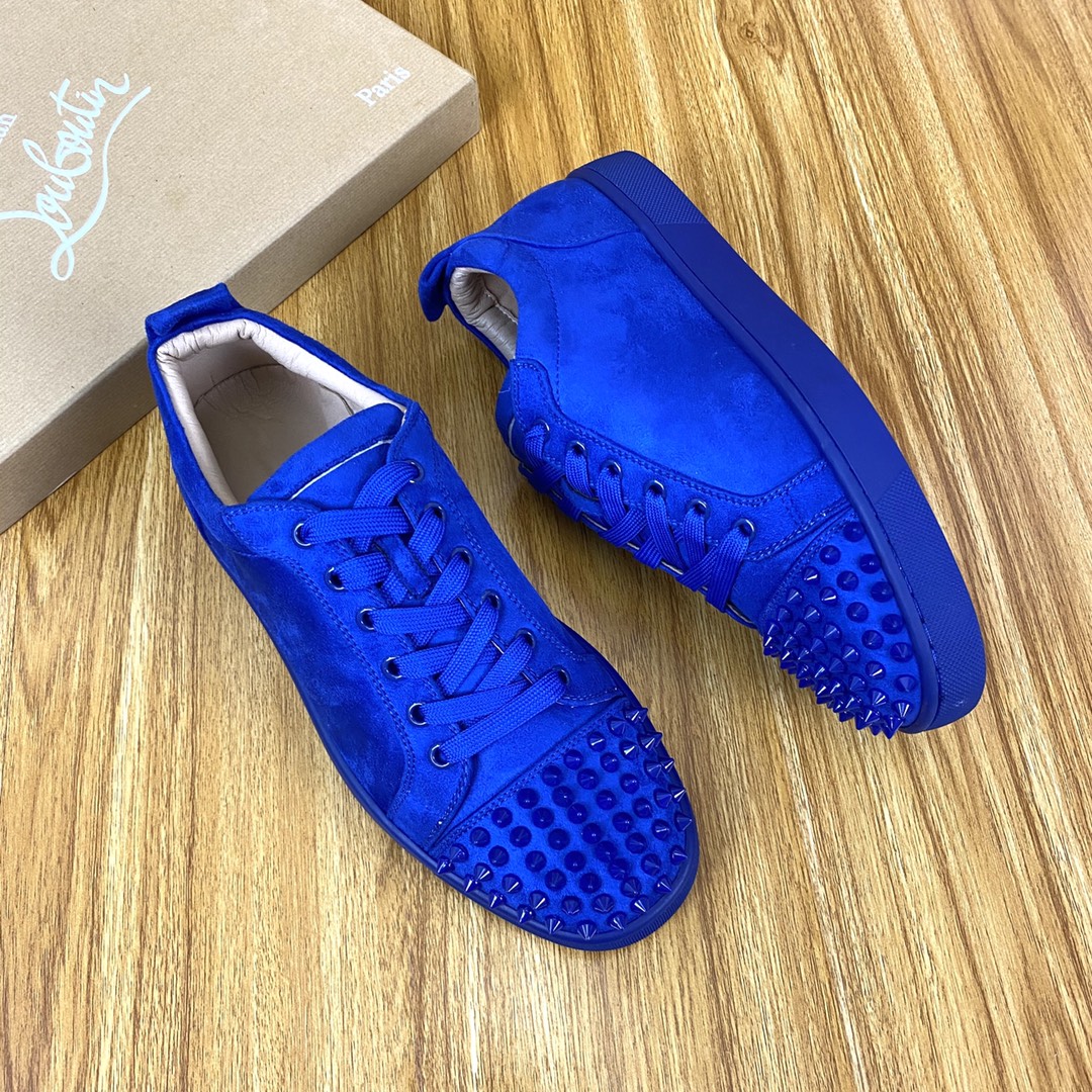 Christian Louboutin Louis Junior Spikes Orlato Flat Sneakers 9 - vstockx
