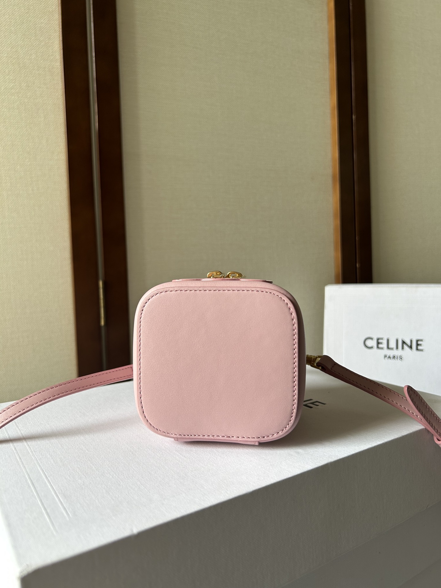 Handbags CELIN-E 110762 101762 size:9.5 X 8 X 9 cm - vstockx