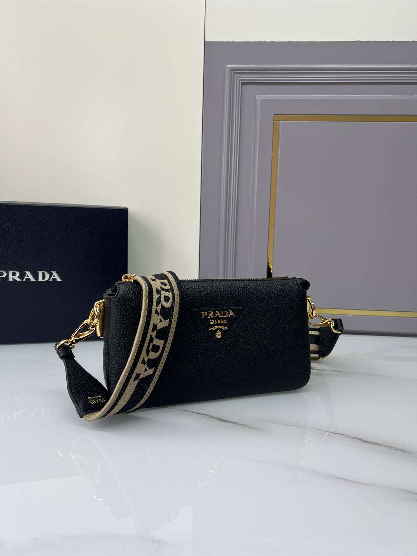 handbags prada 1BH194 23*14*6.5 - vstockx