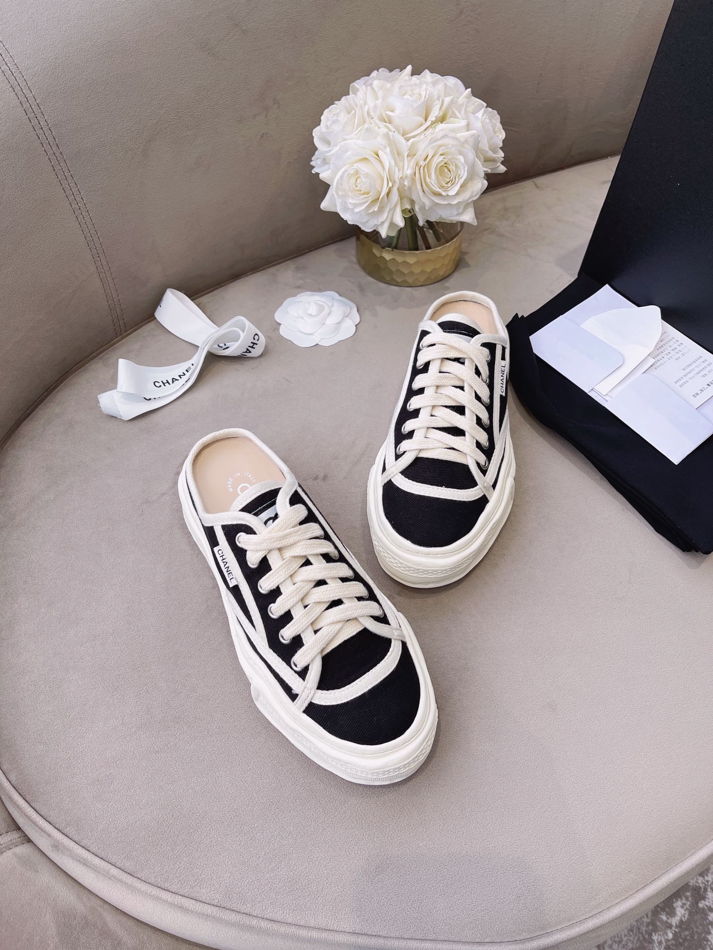 Chanel Platform Sneaker 22 - vstockx