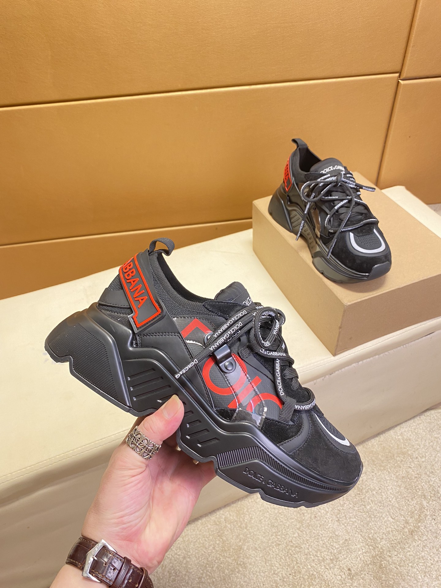 Dolce & Gabbana Low Tops Sneakers 84 - vstockx