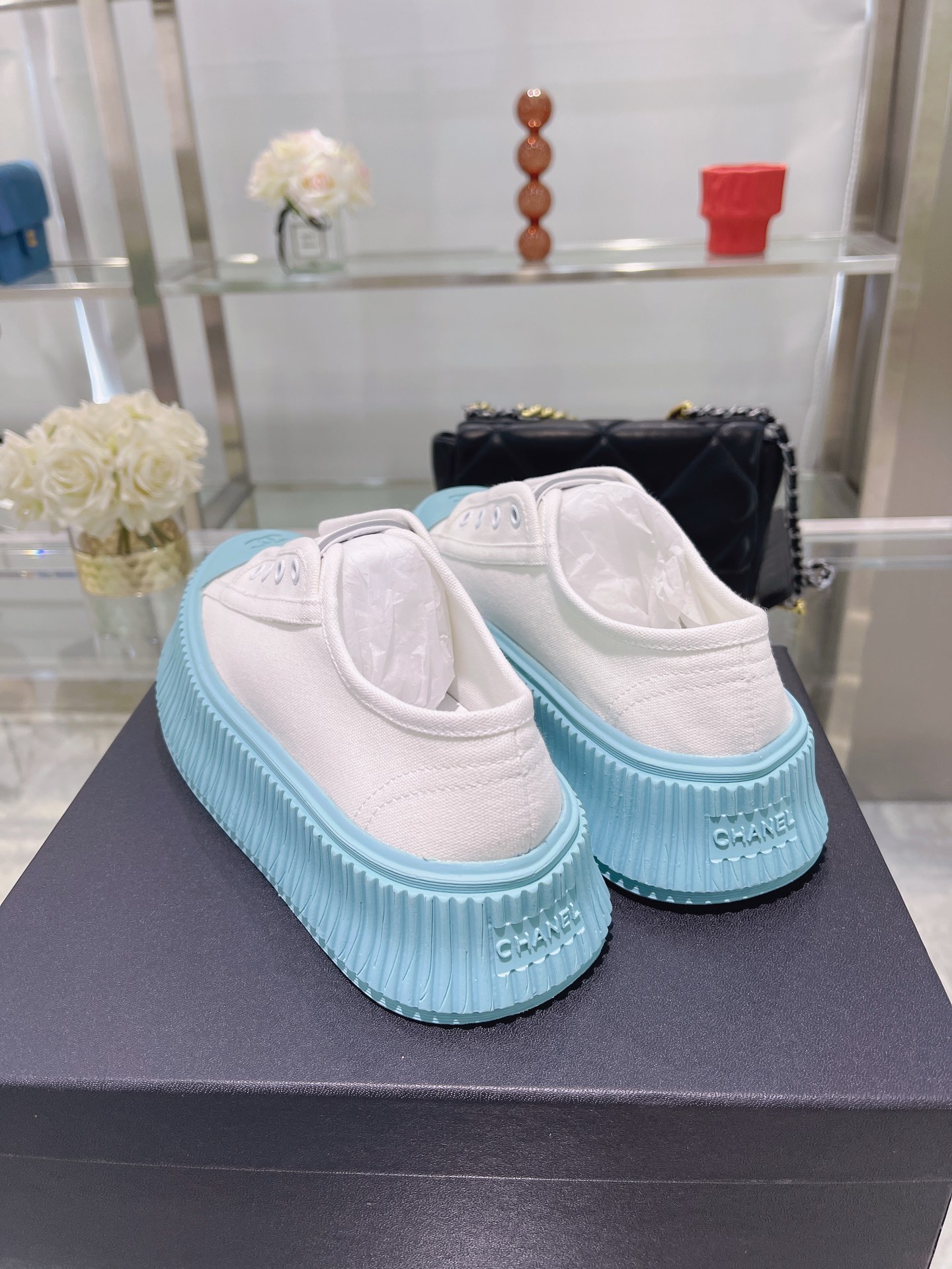 Chanel Platform Sneaker 13 - vstockx