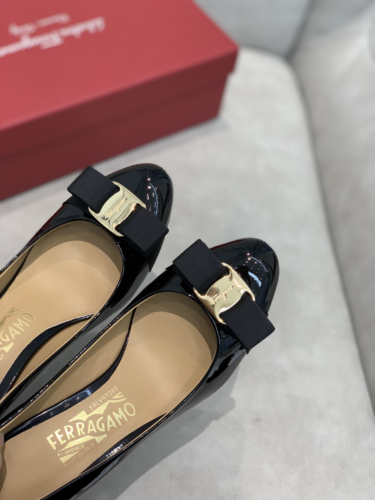 Salvatore Ferragamo Heel 3 - vstockx