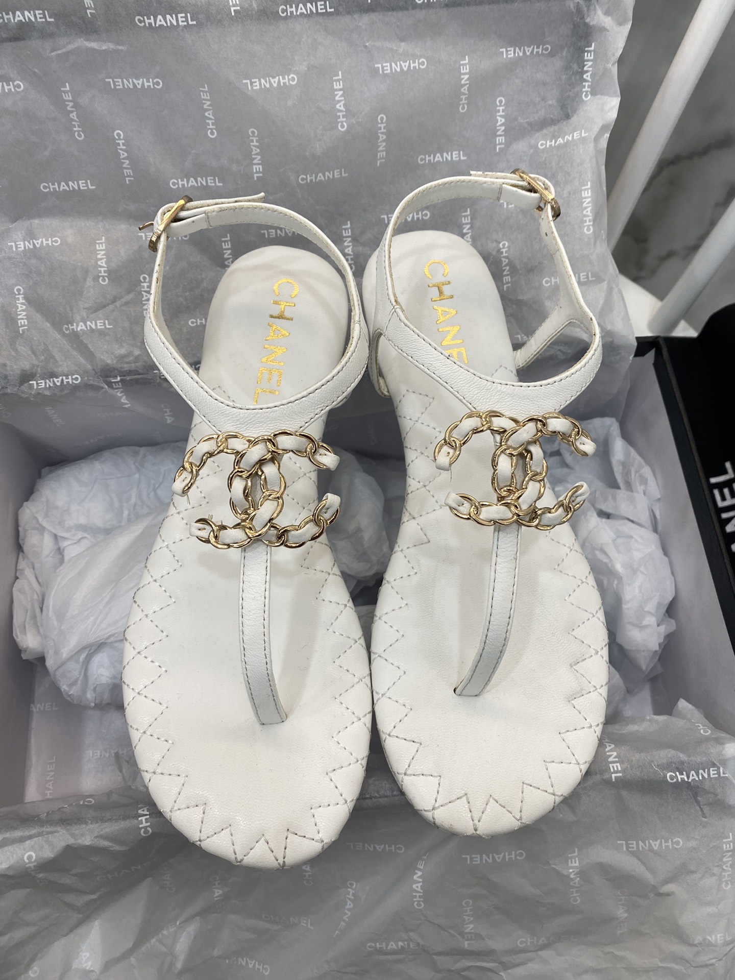Chanel Slides 52 - vstockx