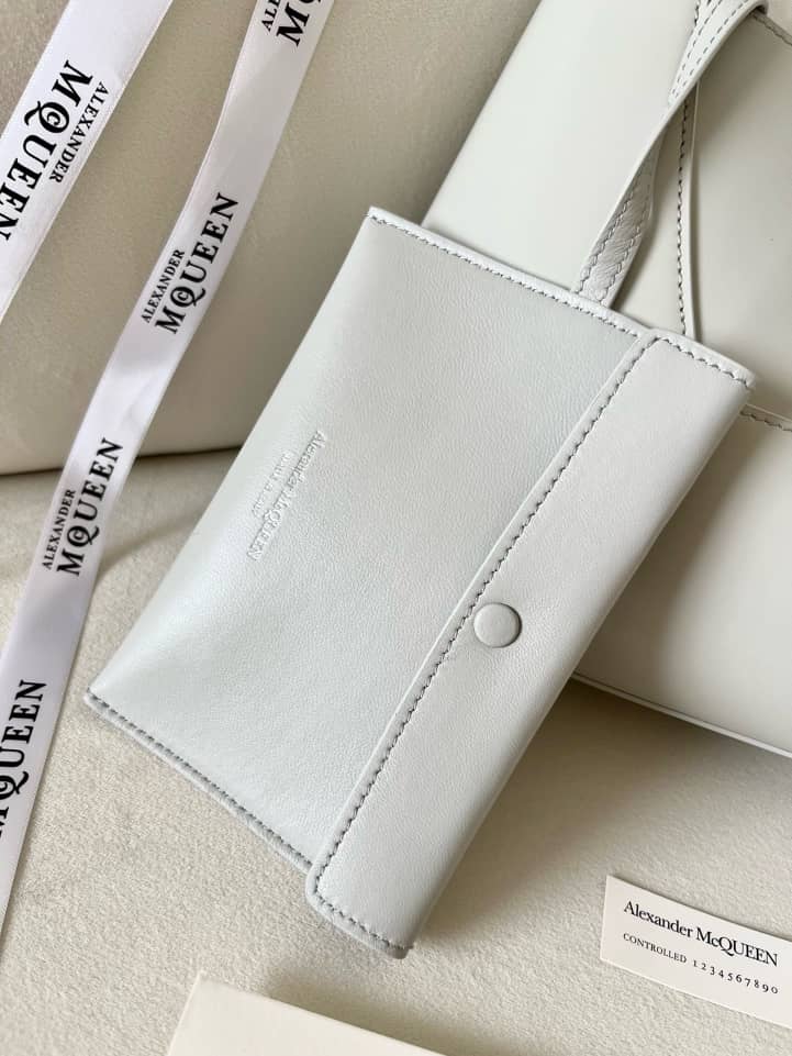 Handbag Alexander McQueen hobo size 20*12*8 cm size 30*18*7 cm - vstockx