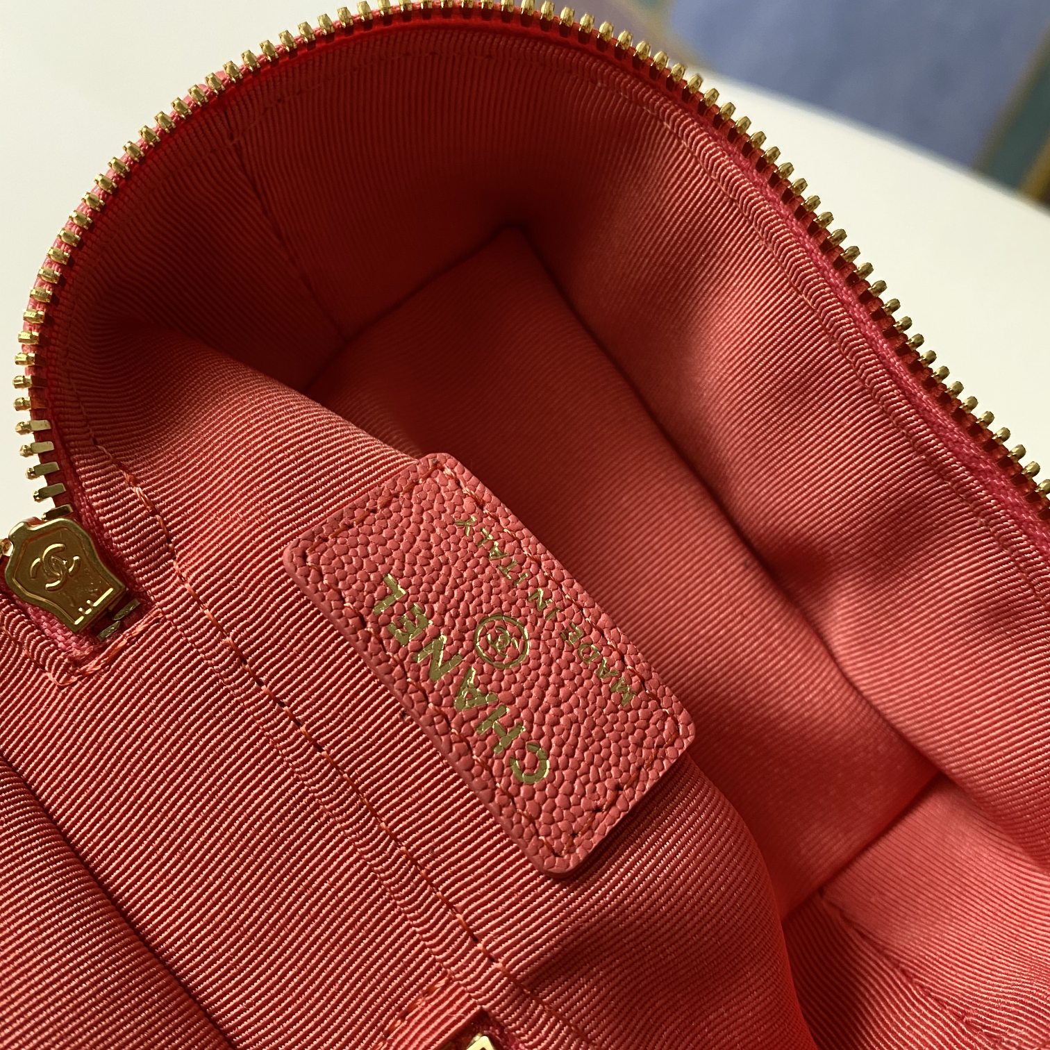 Handbag Chanel AP2194 size 12 11.5 7 cm - vstockx