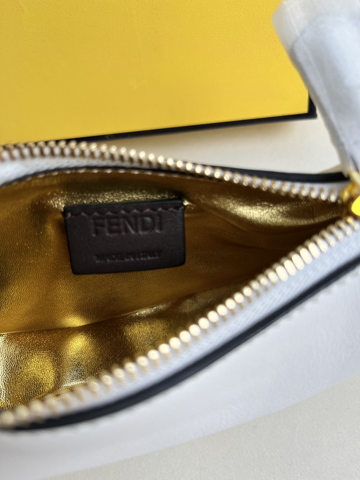 handbags FENDI 206 size:16.5*14*5cm - vstockx