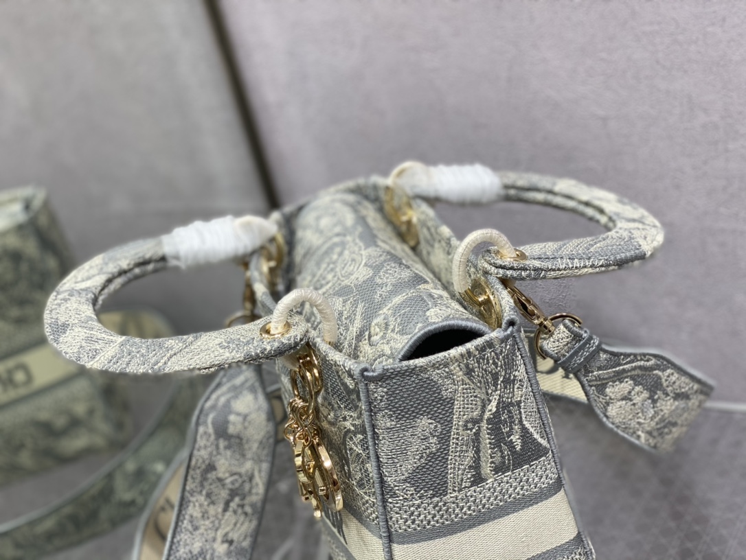 Handbags Dior 6605 size:24cm - vstockx