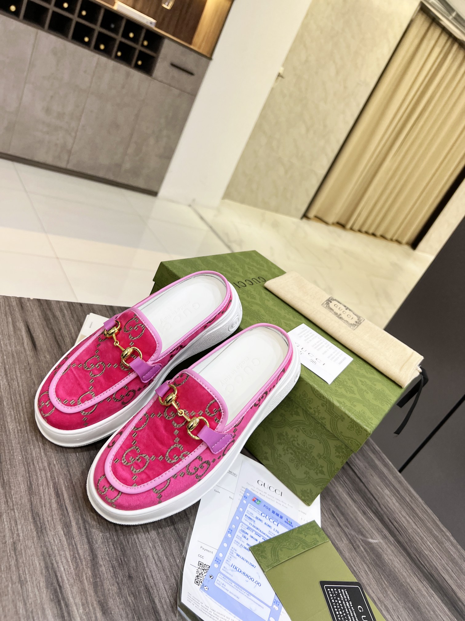 Gucci Women's WOMEN 6 - vstockx