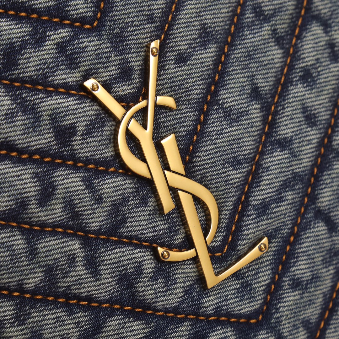 Handbags SAINT LAURENT 610436 size 17  17  5.5 cm - vstockx