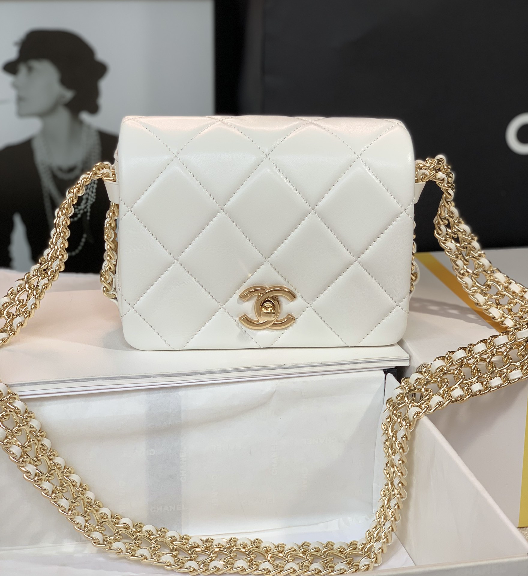 Handbag Chanel size 18 cm - vstockx