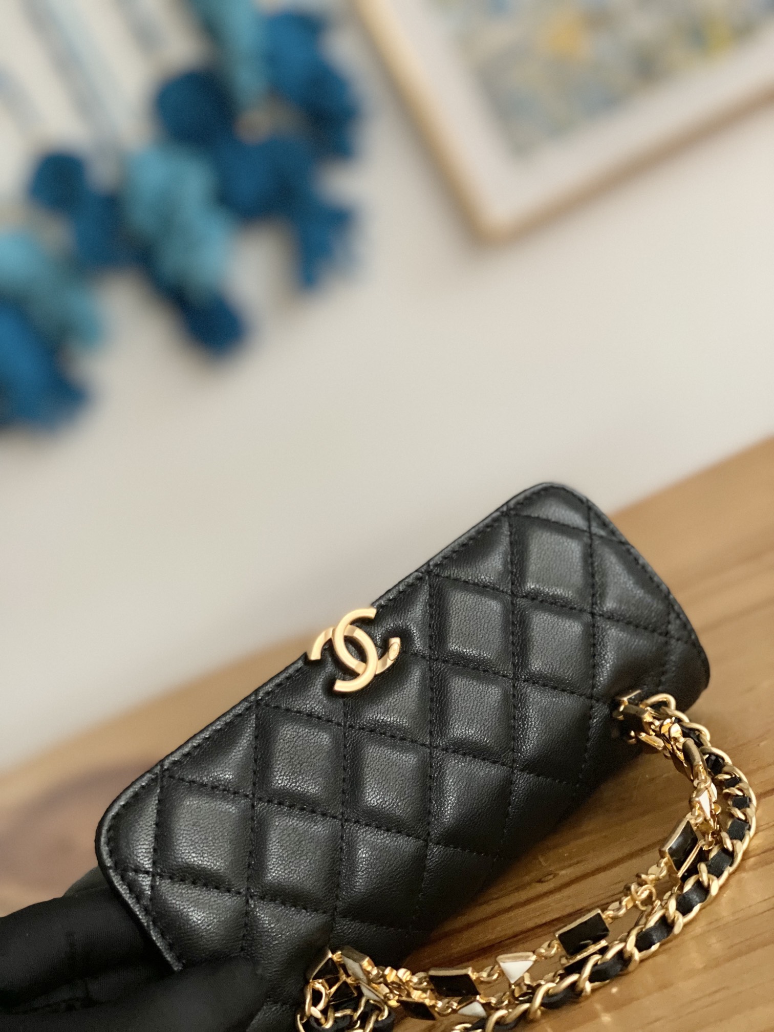 Handbag Chanel AP81214 size 10*18*4.5 cm - vstockx