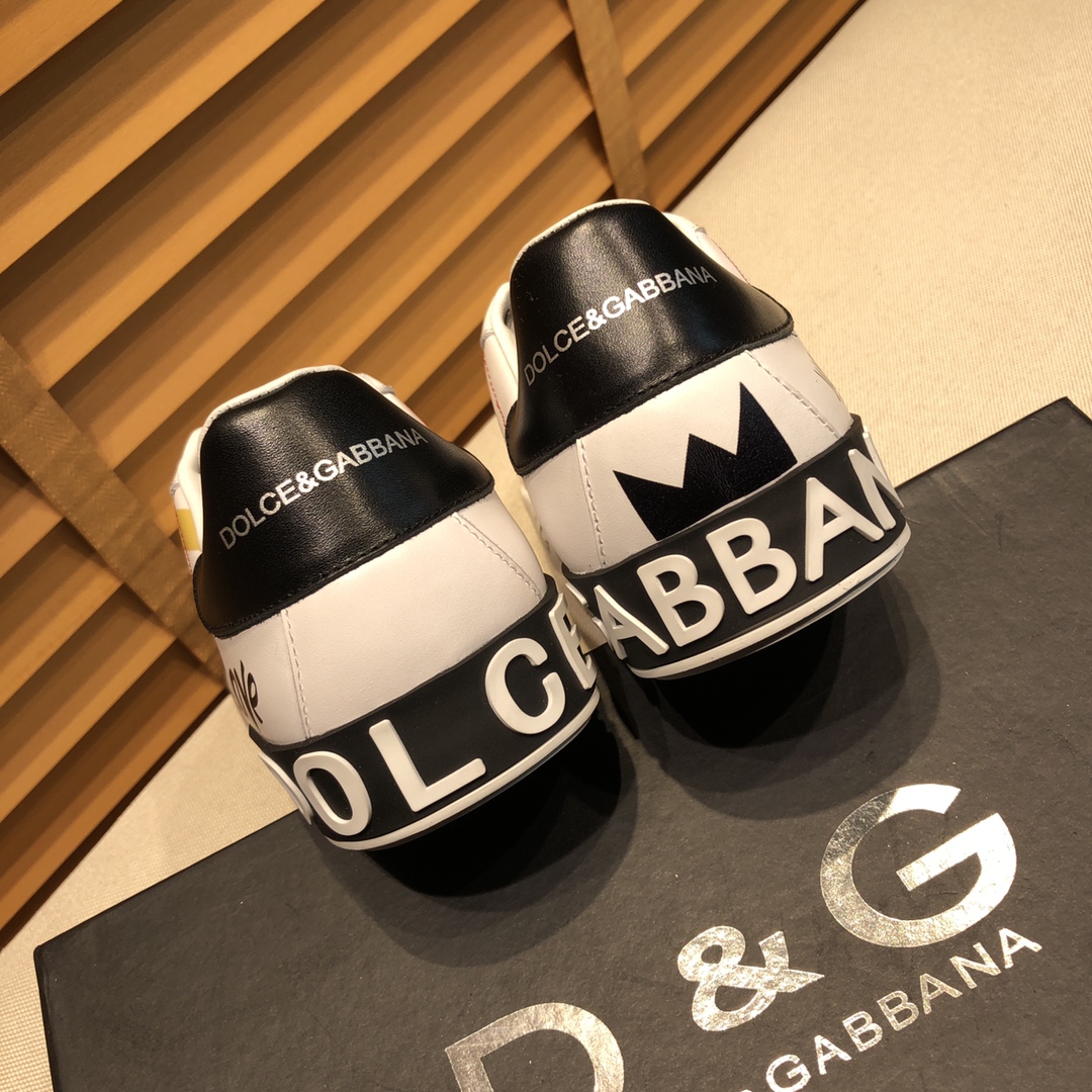 Dolce & Gabbana Low Tops Sneakers 134 - vstockx