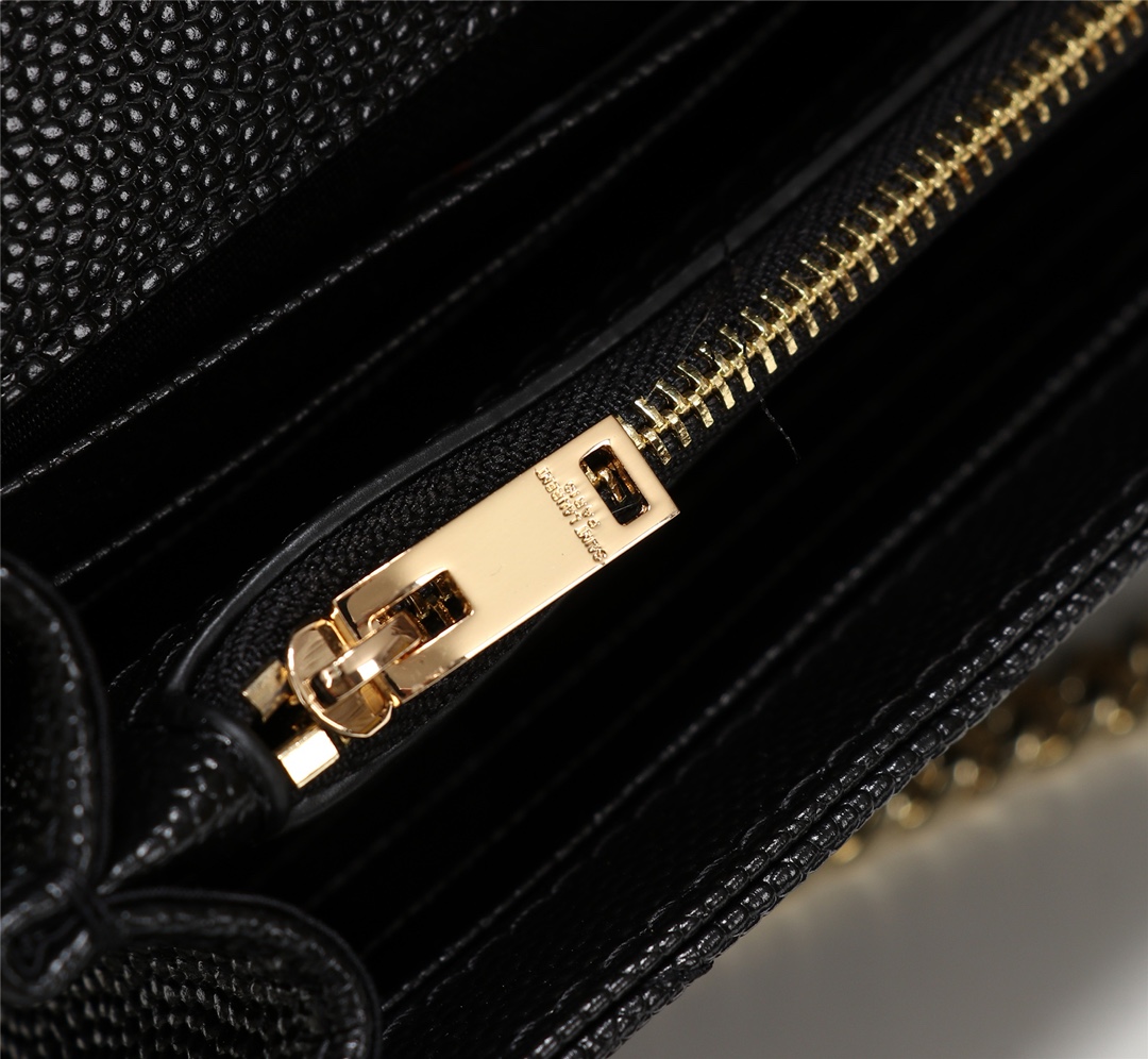 Handbags SAINT LAURENT 26801 size 22.5x14x4 cm - vstockx