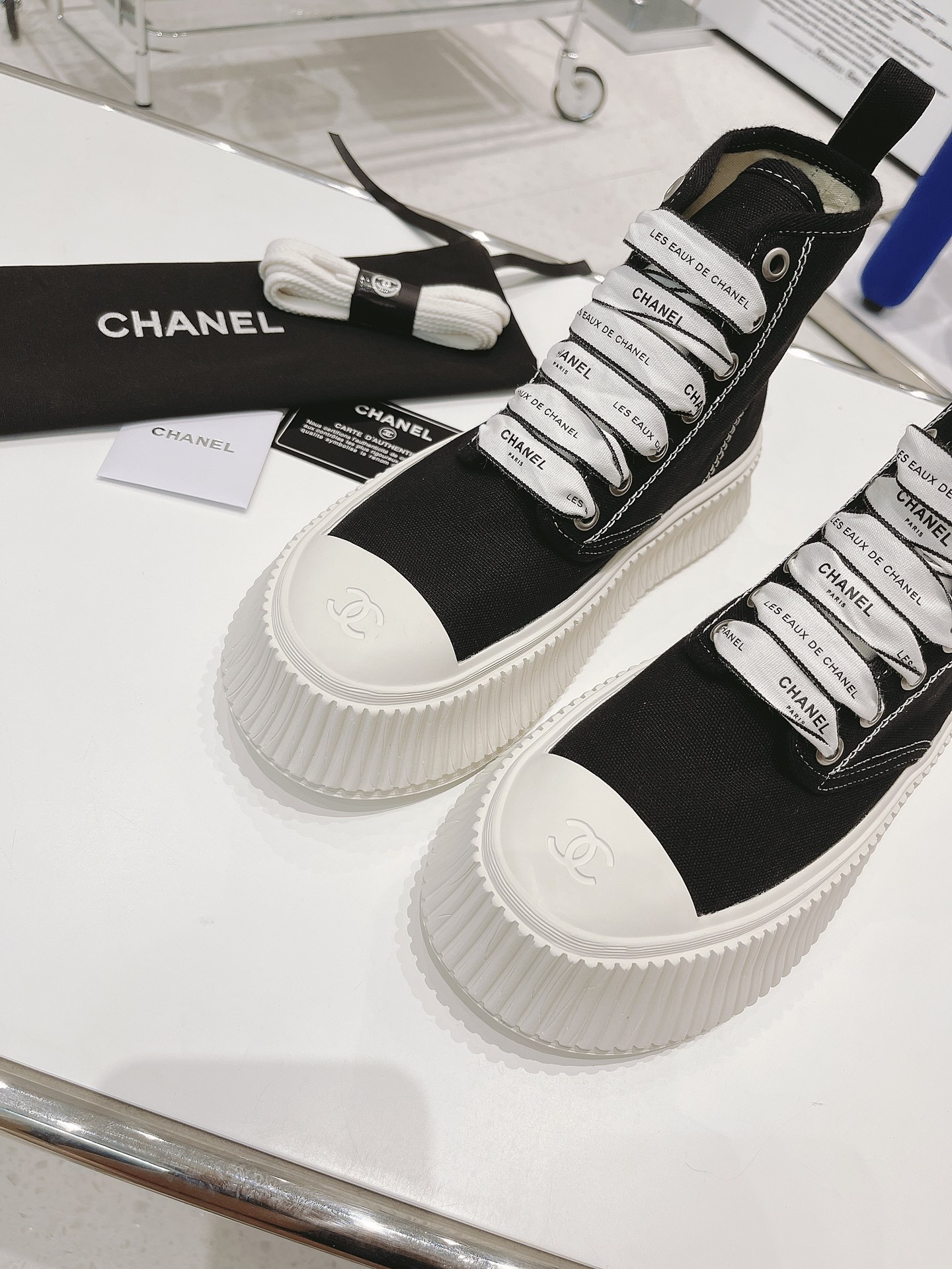 Chanel Platform Sneaker 9 - vstockx
