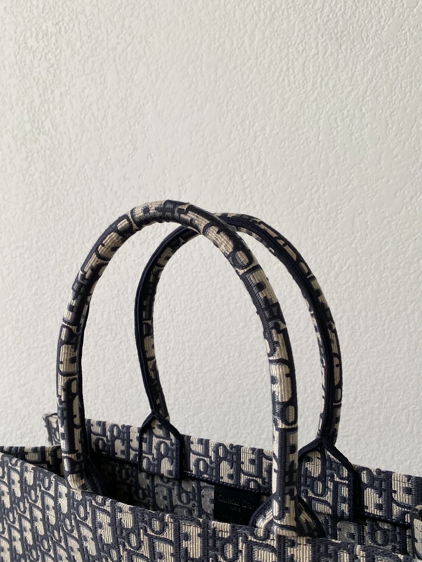 Handbags Dior Book Tote 8001 size:41.5*35*18 cm - vstockx