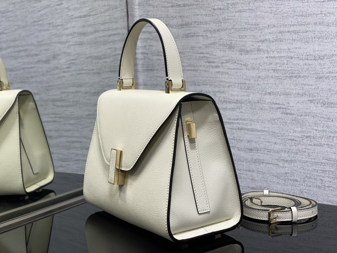 Handbag VALEXTRA size *'* - vstockx
