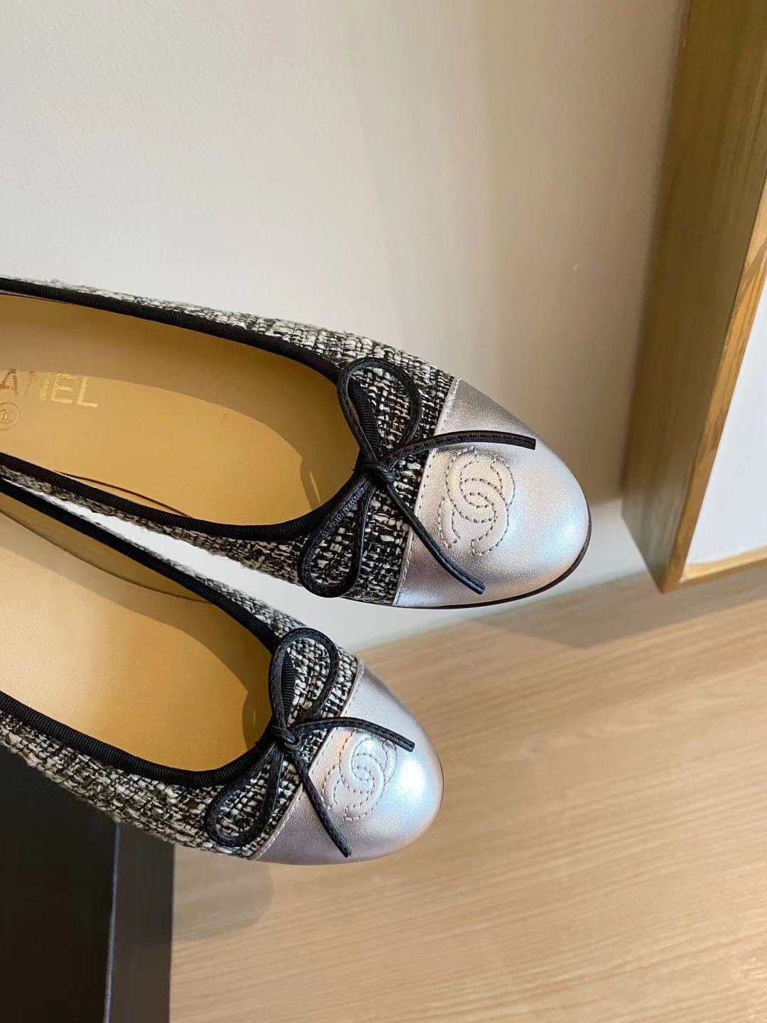 Chanel Ballerinas Fabric & Grosgrain 26 - vstockx