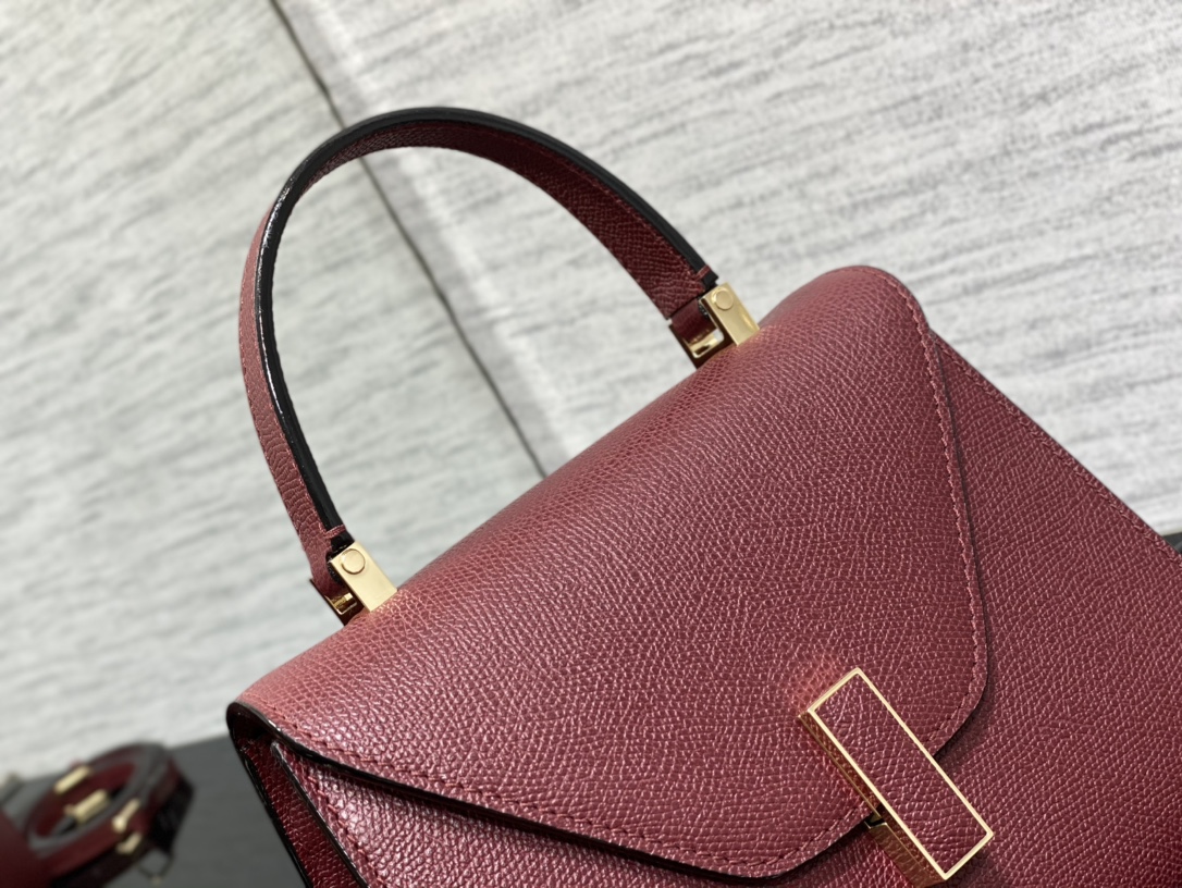 Handbag VALEXTRA size *'* - vstockx