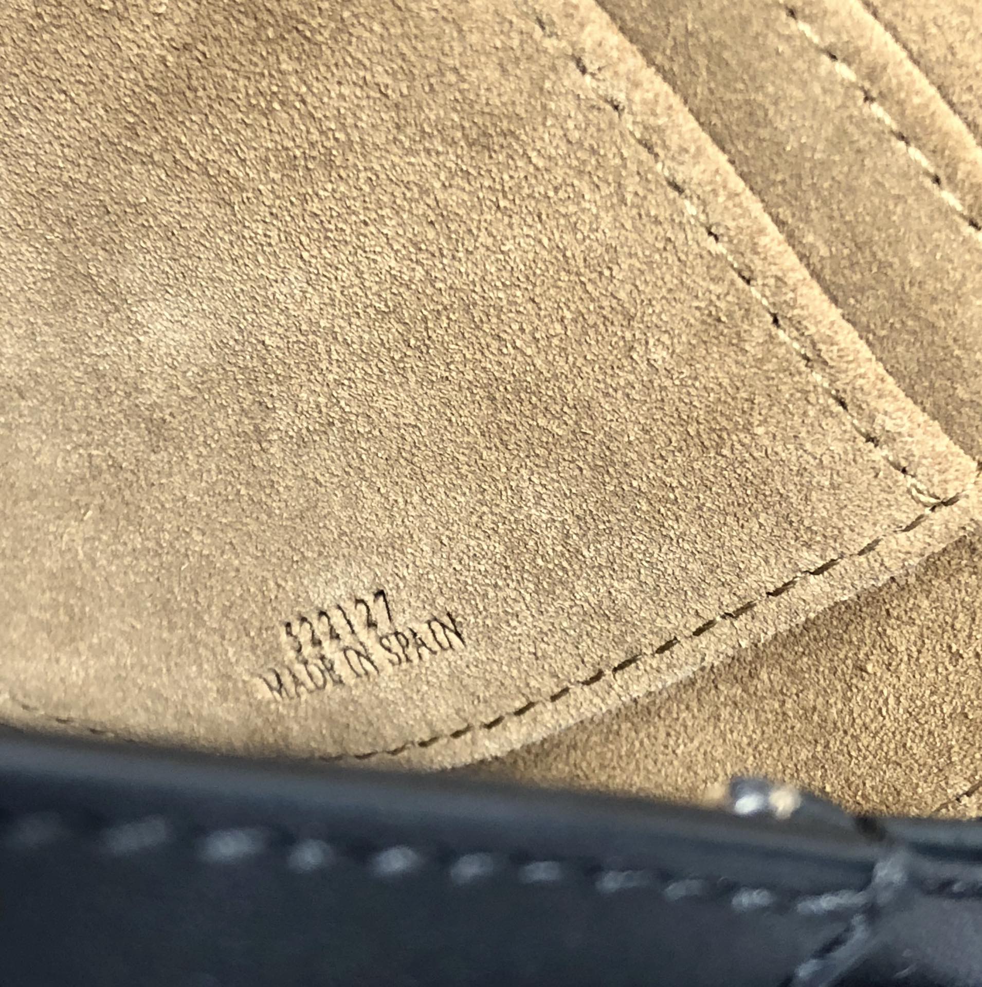 Handbags LOEWE   size:15*12.5*9cm - vstockx