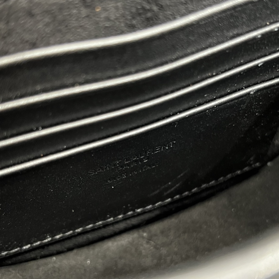 Handbags SAINT LAURENT 698567 size 15x14x4.5 cm - vstockx