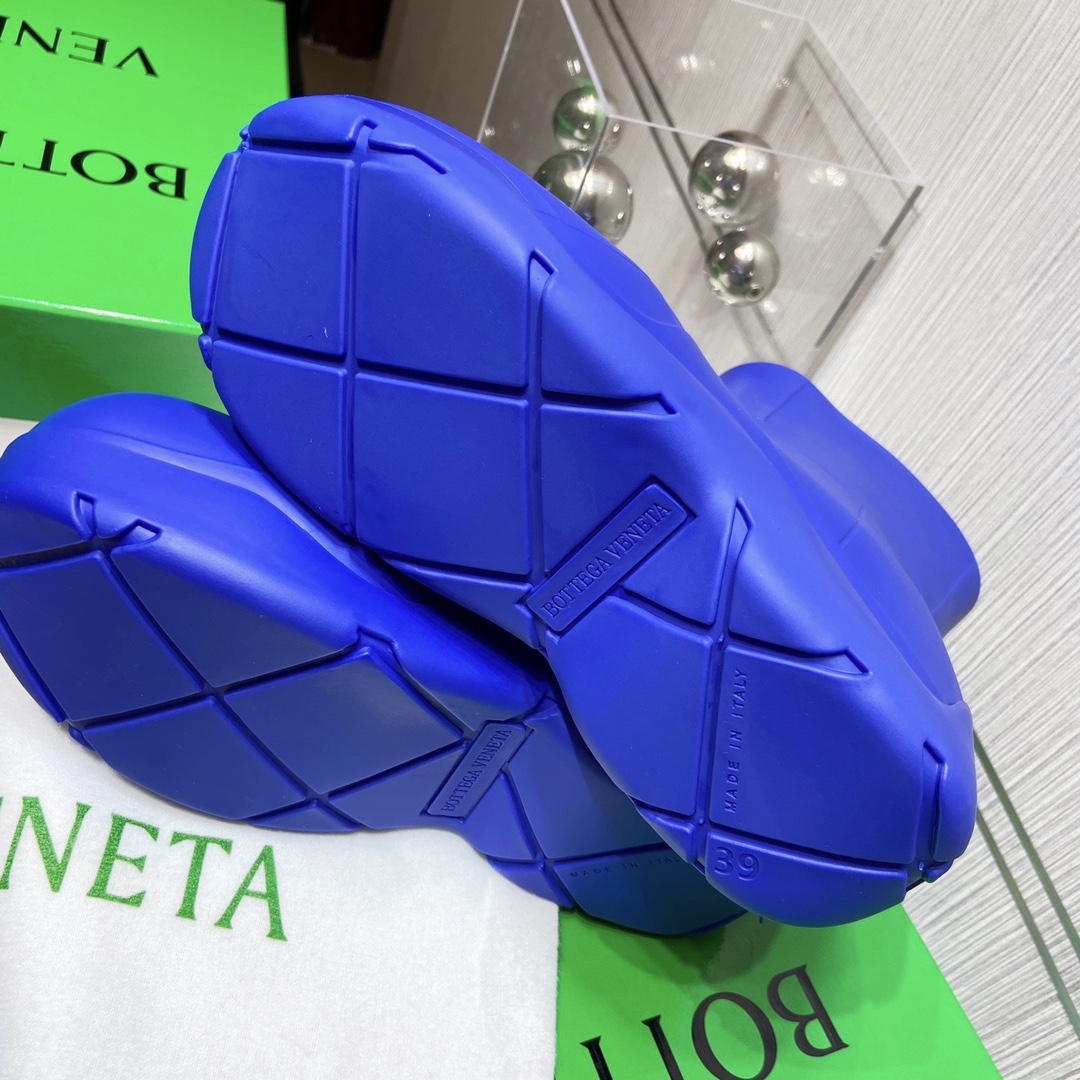 Bottega Veneta Boots 23 - vstockx