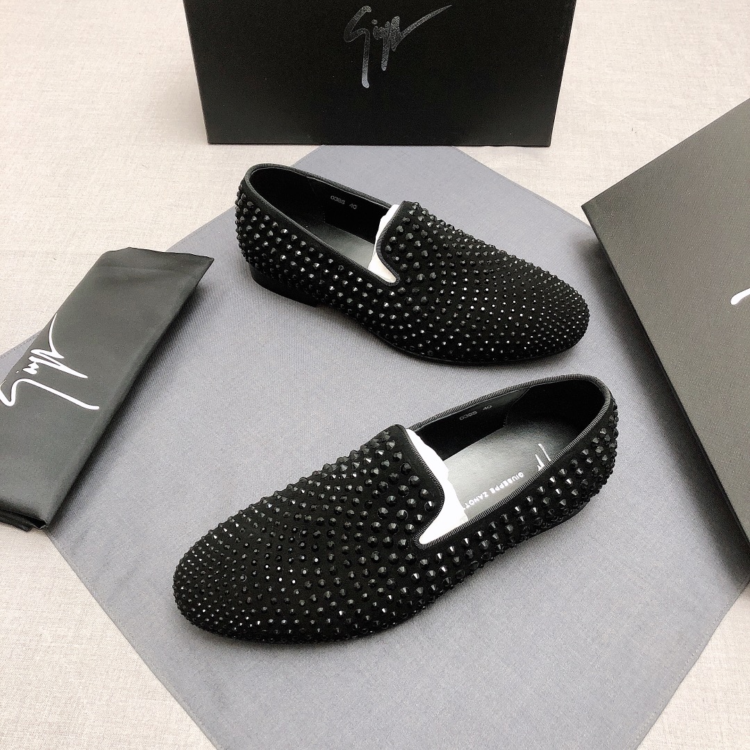 Giuseppe Zanotti Slip-on 8 - vstockx
