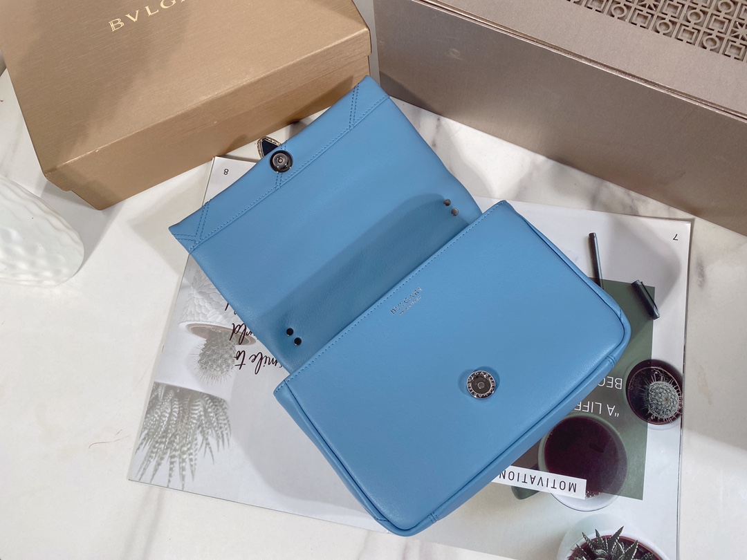 Handbags Bvlgari 2808791100 size:22.5*15*10 cm - vstockx