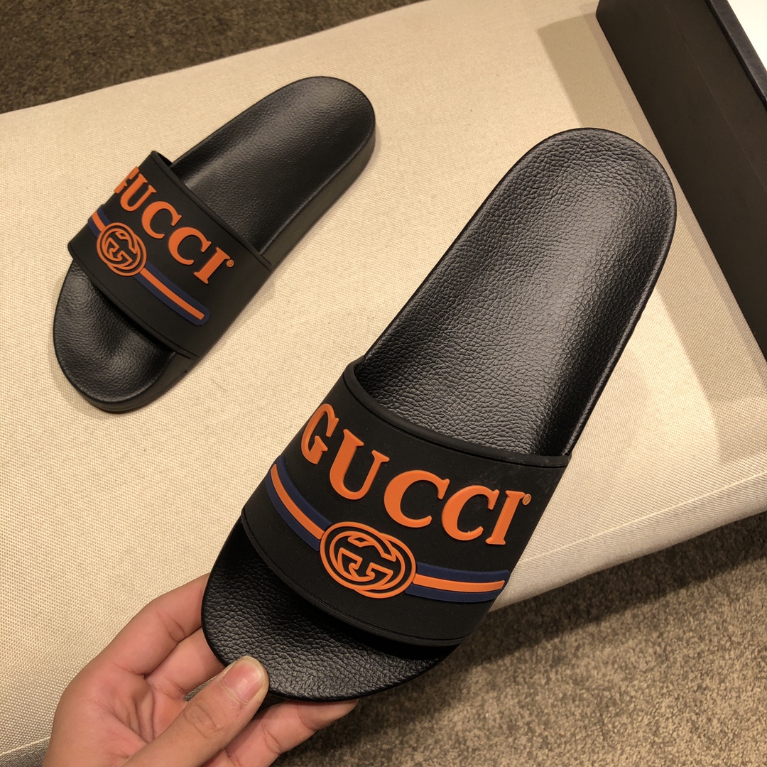 Gucci Slippers 49 - vstockx