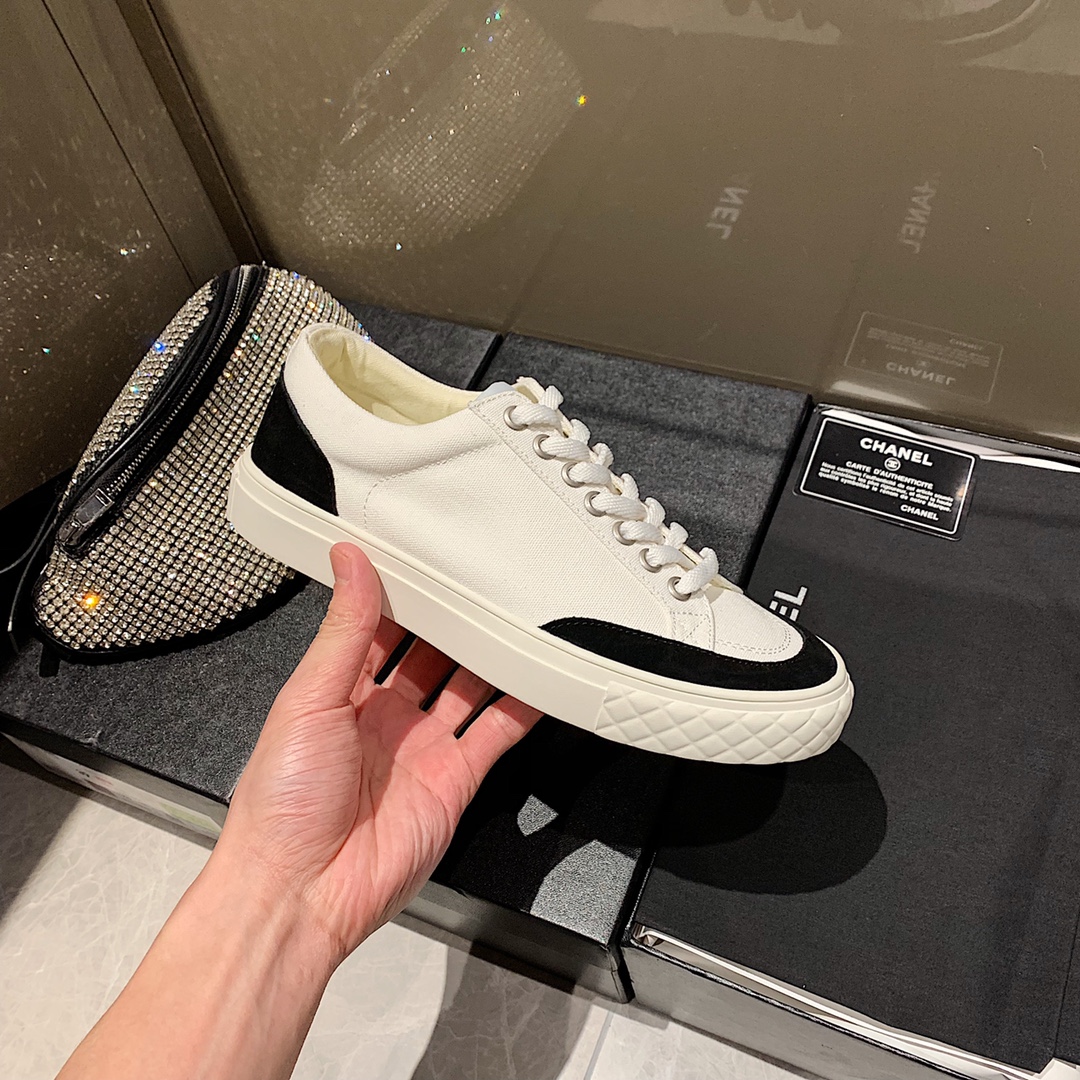 Chanel sneaker 1 - vstockx