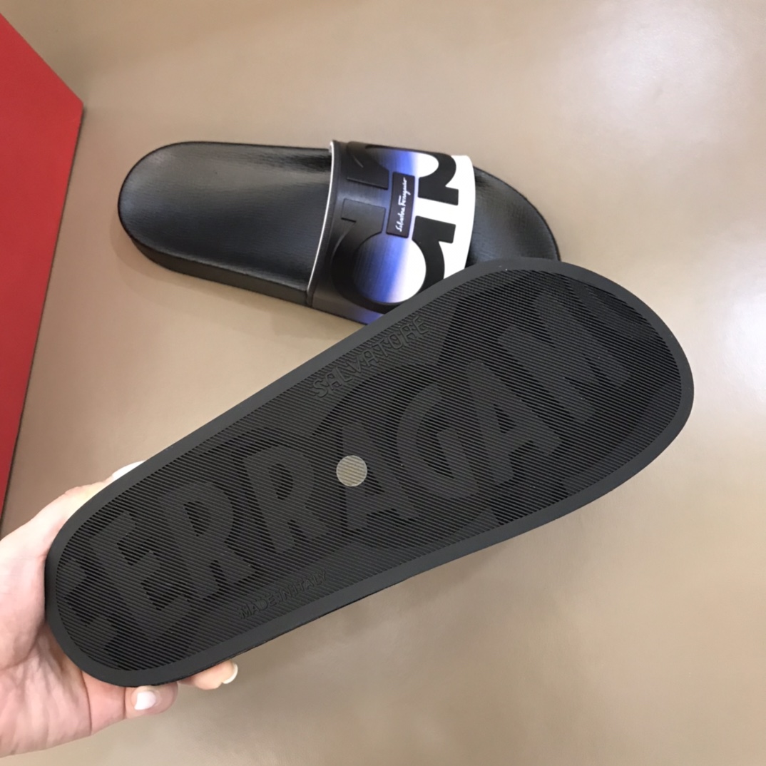 Salvatore Ferragamo Groove Slides 2 - vstockx