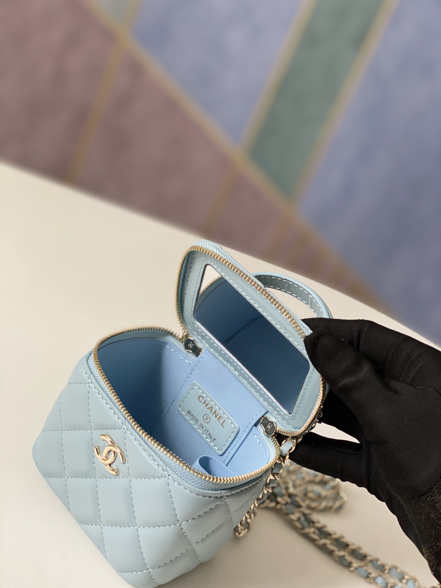 Handbag Chanel 81189 size 10 7 9 cm - vstockx