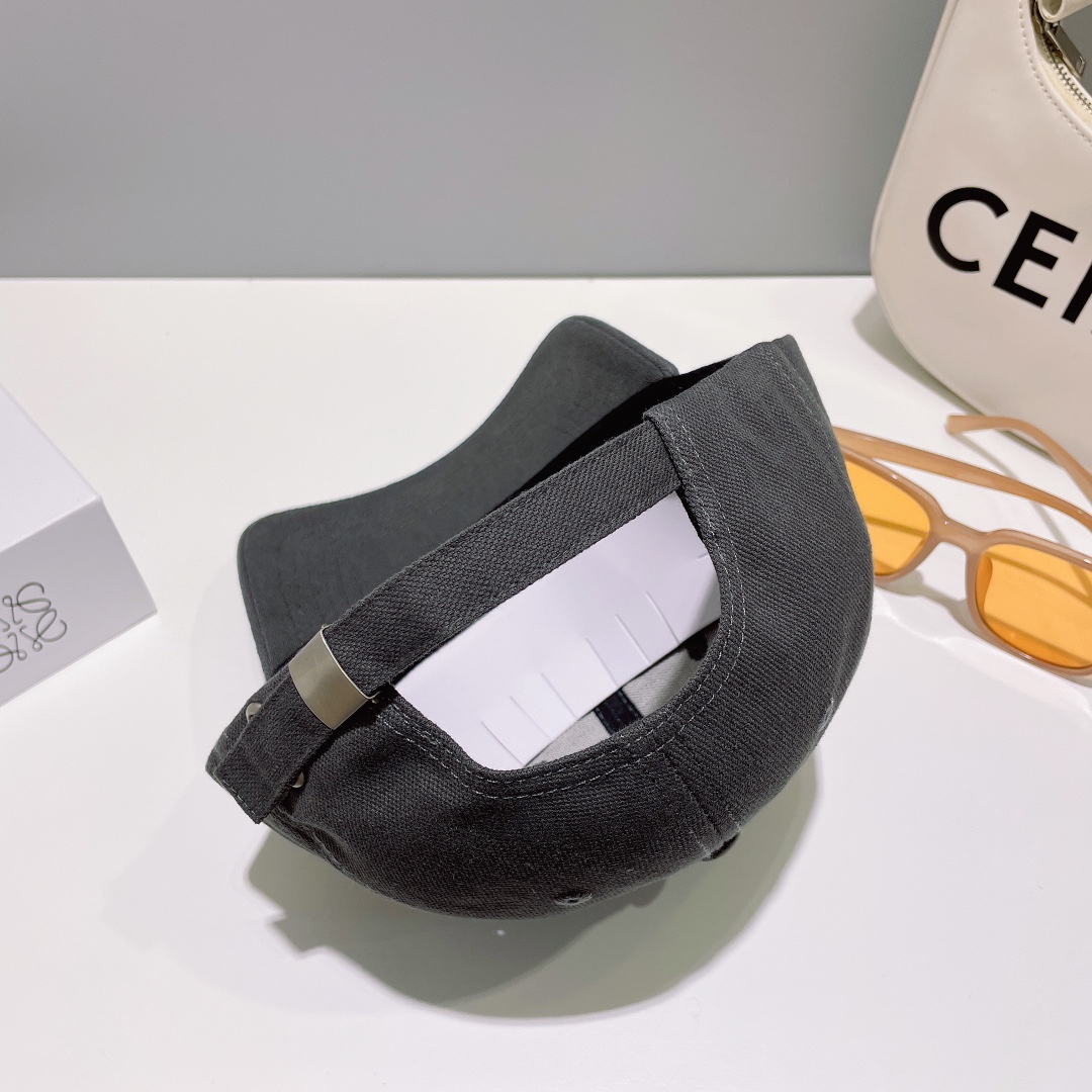 Streetwear Hat balenciaga 329034 - vstockx