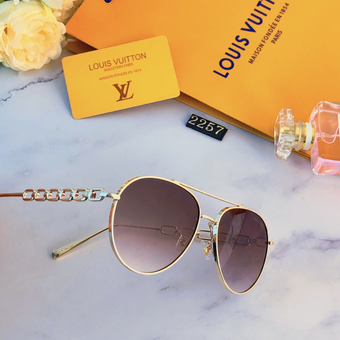 Sunglasses Louis Vuitton 2023 - vstockx