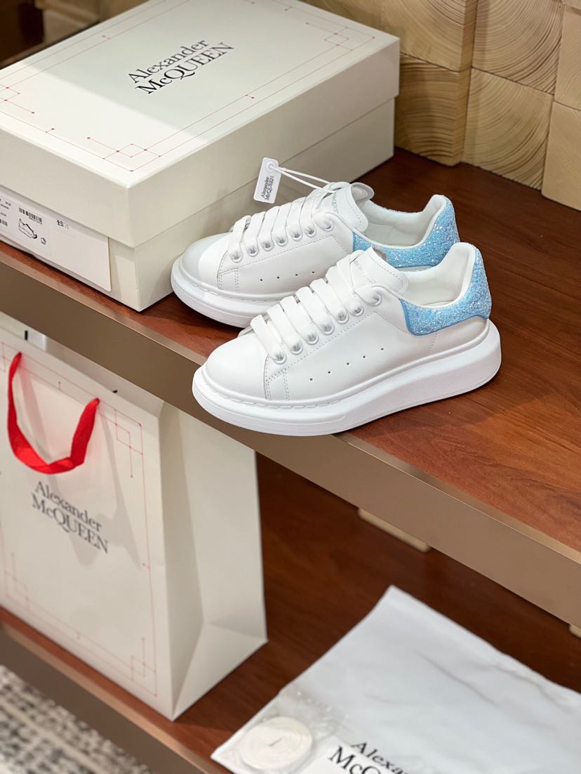 Alexander McQueen Oversized Sneaker in White Sky Blue - vstockx