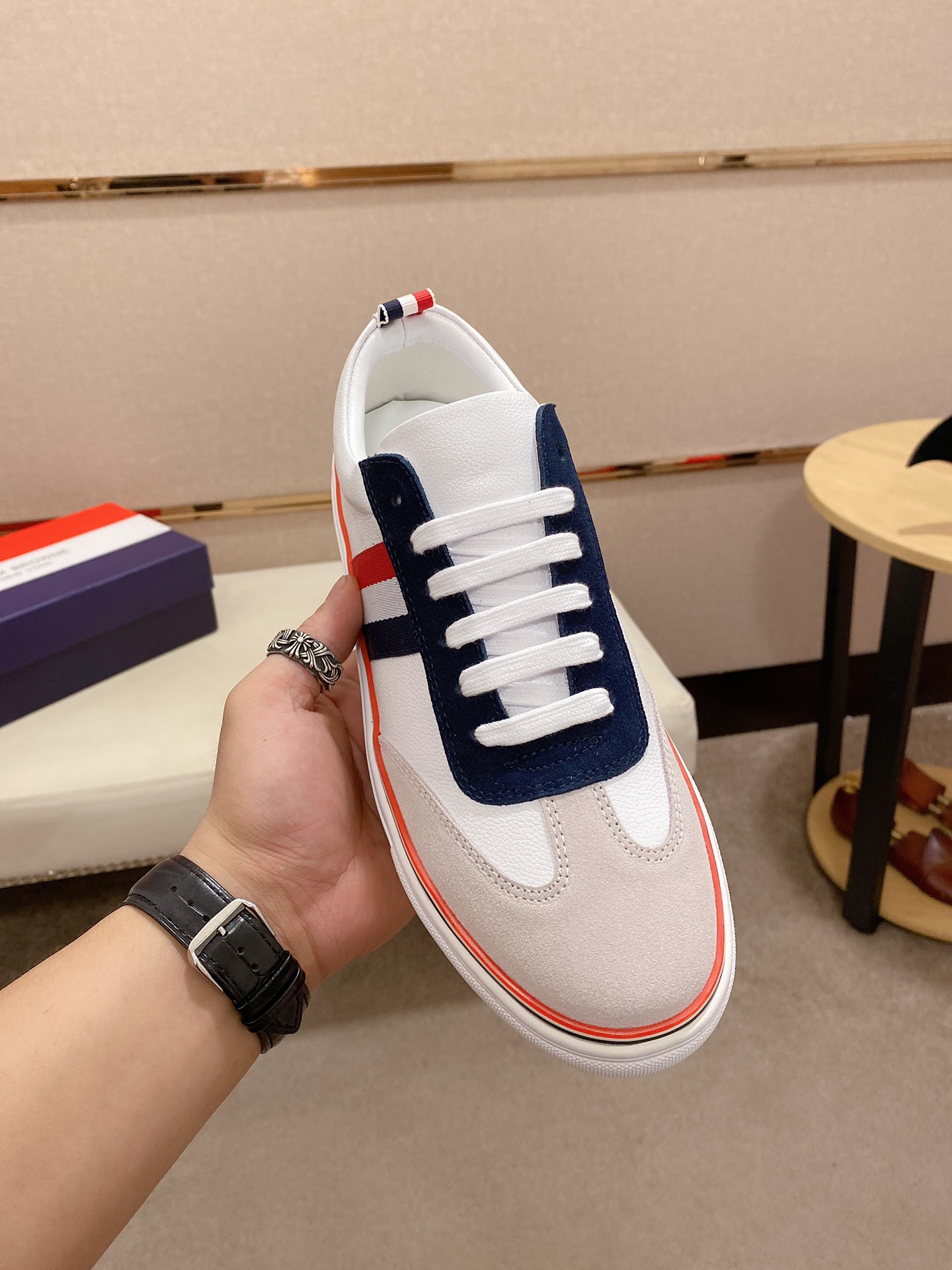 Thom Browne Low Top Sneaker 6 - vstockx